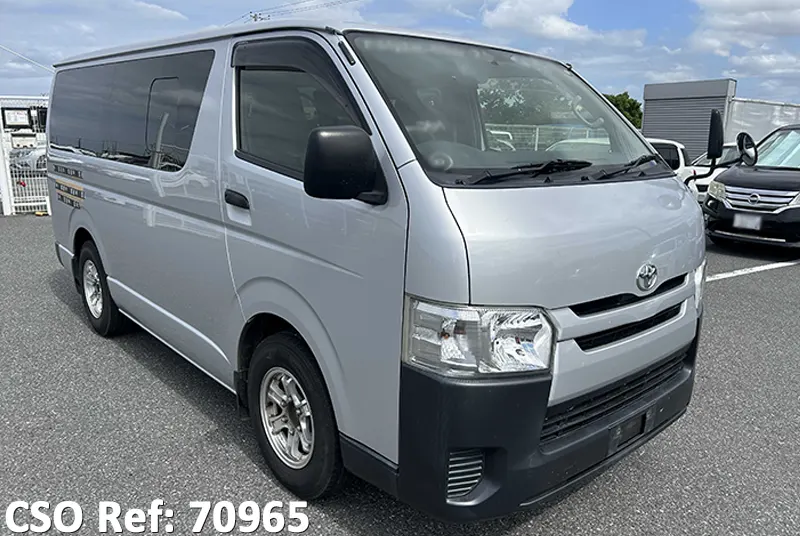 Toyota / Hiace Van 2016